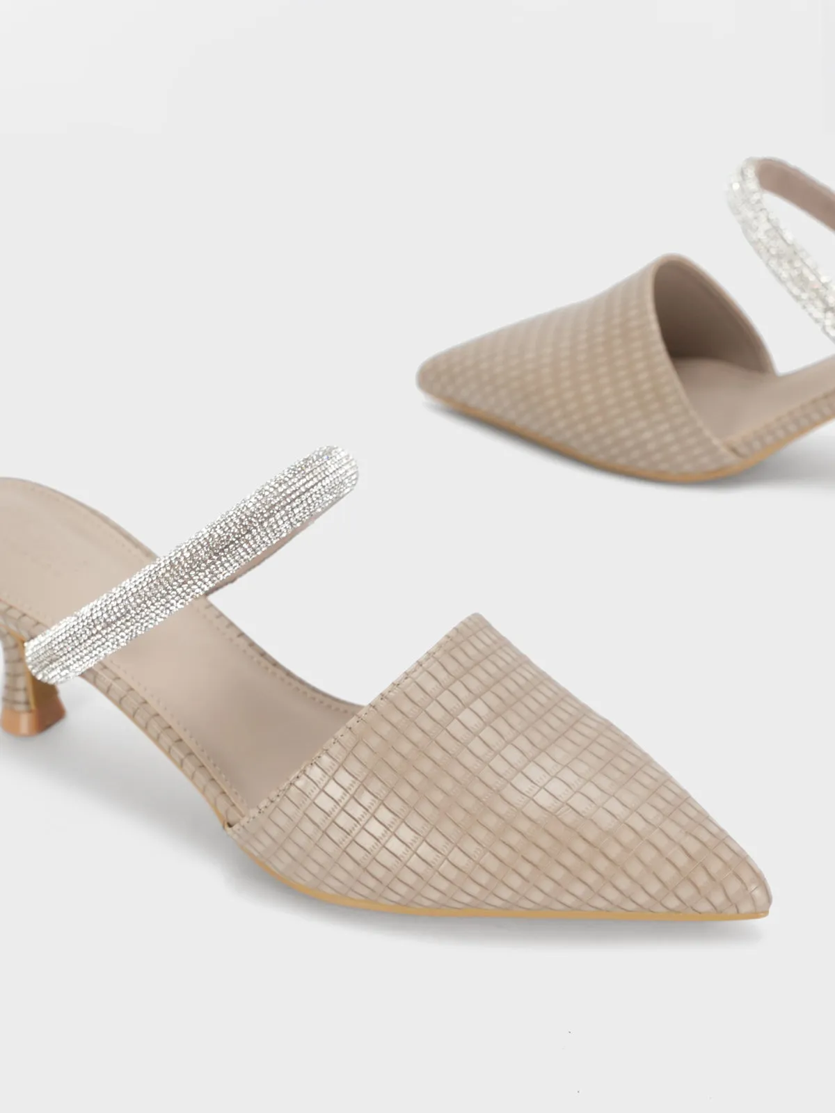 Women's "ARLAIS" Decorated Pointed Sandals
