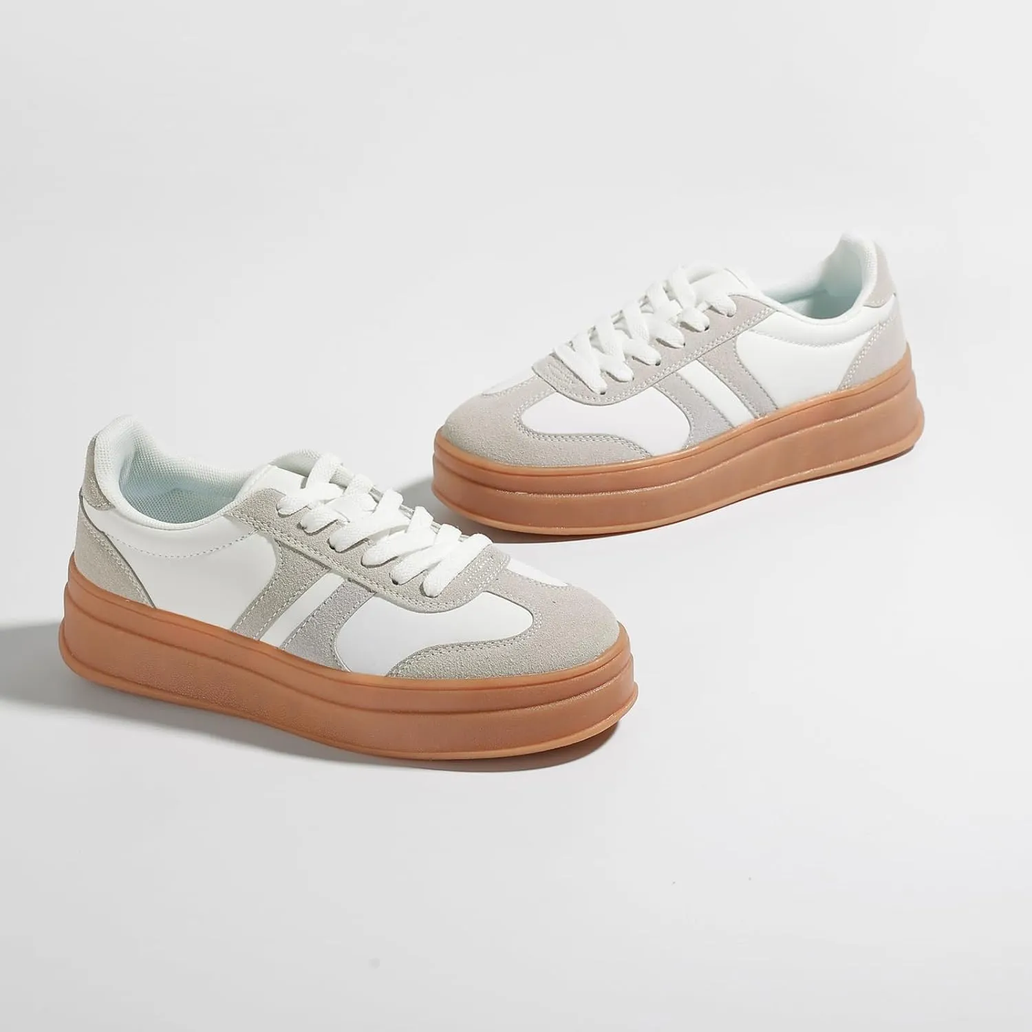 Women's Thick Sole Retro Fashion Sneakers Classic Walking Shoes Thick Rubber Lace-Up Footwear Anti Slip Trainers