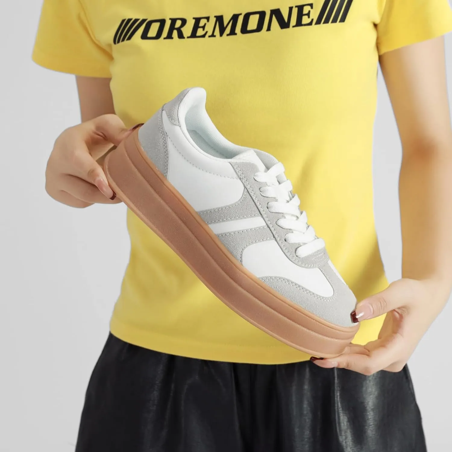 Women's Thick Sole Retro Fashion Sneakers Classic Walking Shoes Thick Rubber Lace-Up Footwear Anti Slip Trainers