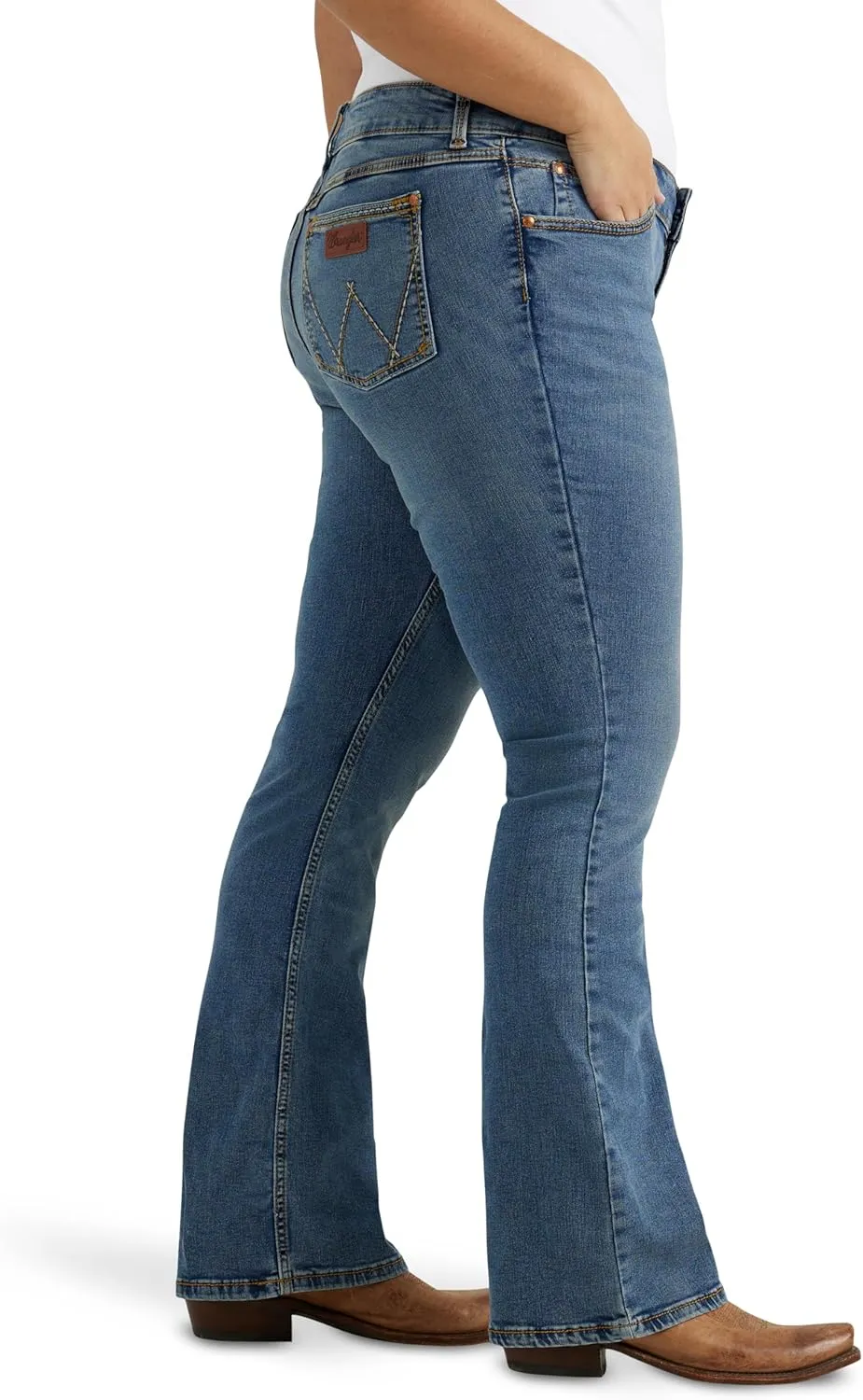 Wrangler Women's Retro Mae Plus Size Mid Rise Stretch Boot Cut Jean
