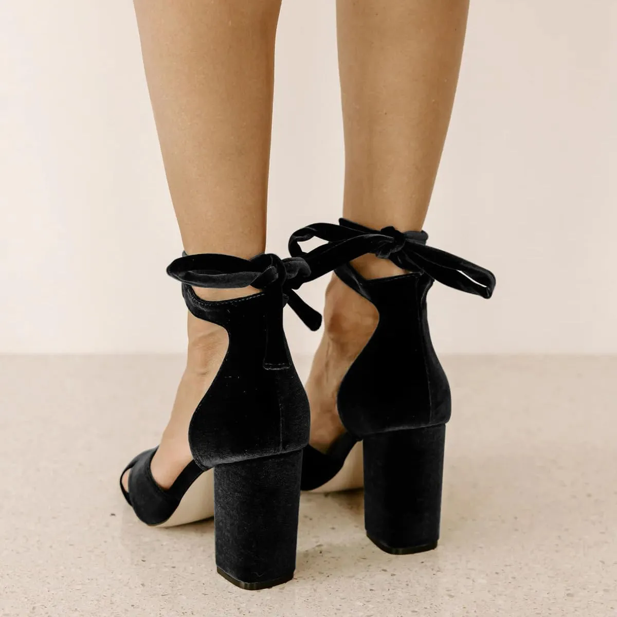 XYD Women Velvet Block Sandals Open Toe Ankle Strap Tie-up High Heel Pumps Elegant Wedding Summer Shoes